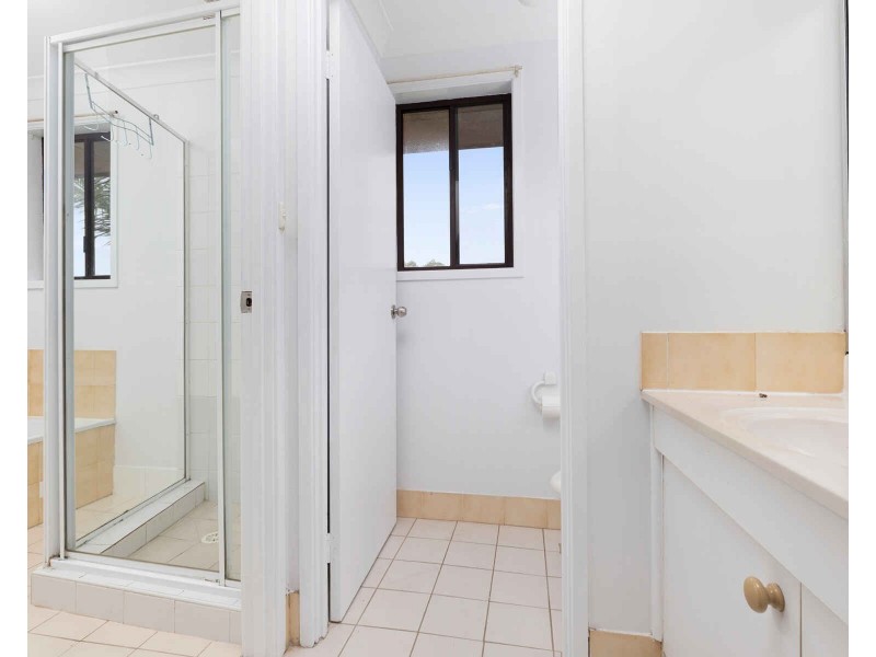 9 Claudia Road, Toongabbie NSW 2146