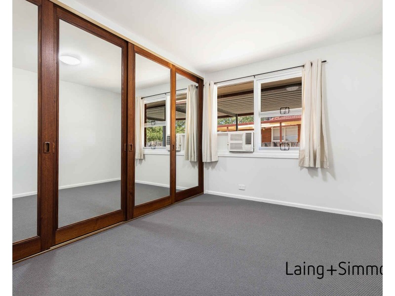 11 Lodge Avenue, Old Toongabbie NSW 2146