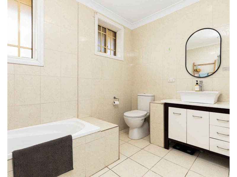 2/10 Sheehan Street, Wentworthville NSW 2145