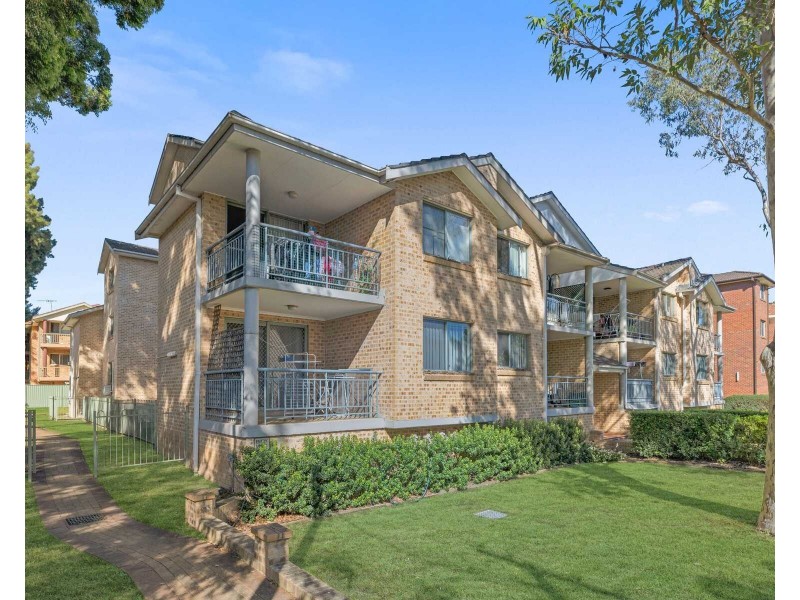 9/74-76 Stapleton Street, Pendle Hill NSW 2145