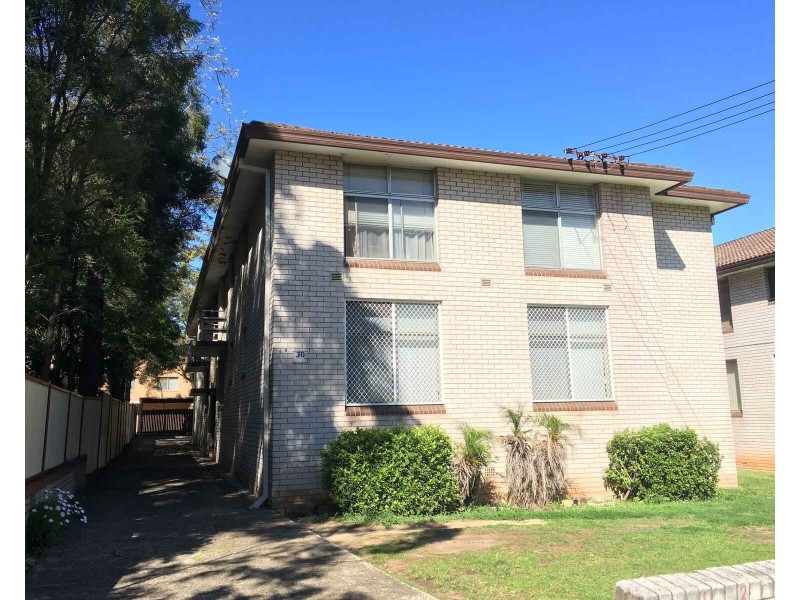 1/30 Paton Street, Merrylands NSW 2160