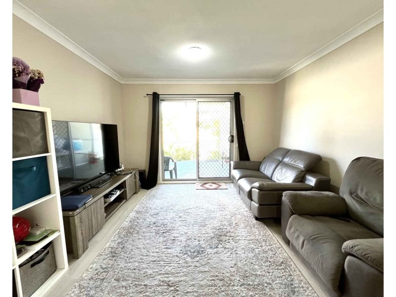 5 Warman Street, Pendle Hill NSW 2145