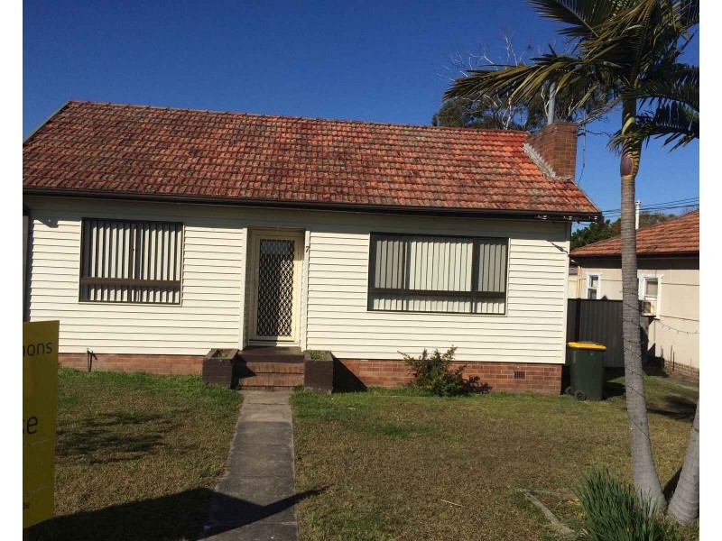 7 Jewelsford Road, Wentworthville NSW 2145