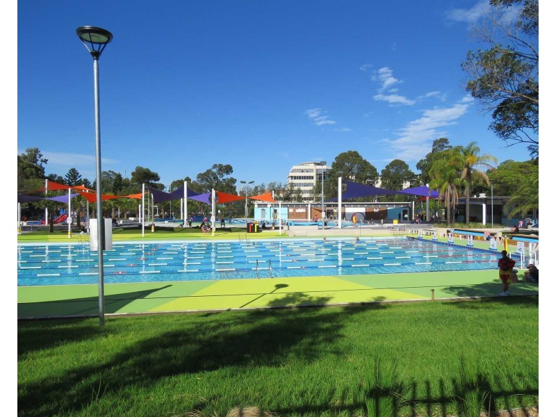 7 Jewelsford Road, Wentworthville NSW 2145