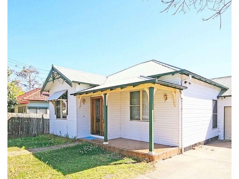 4 Lindsay Street, Wentworthville NSW 2145