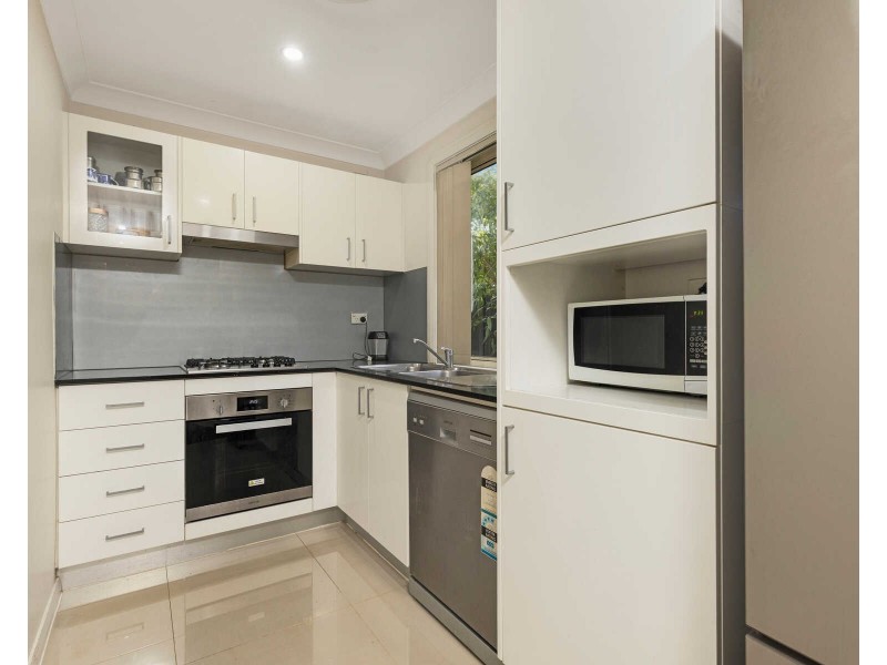 10/217 Targo Road, Girraween NSW 2145