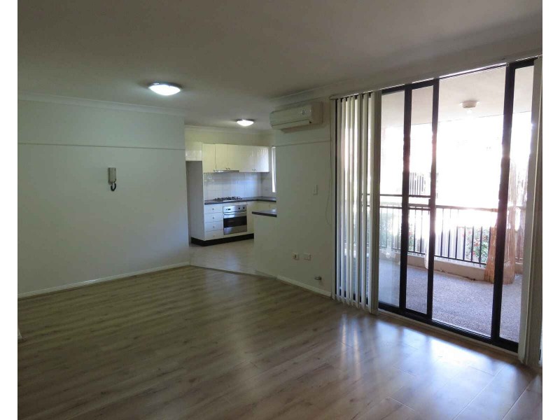2/66 Stapleton Street, Pendle Hill NSW 2145