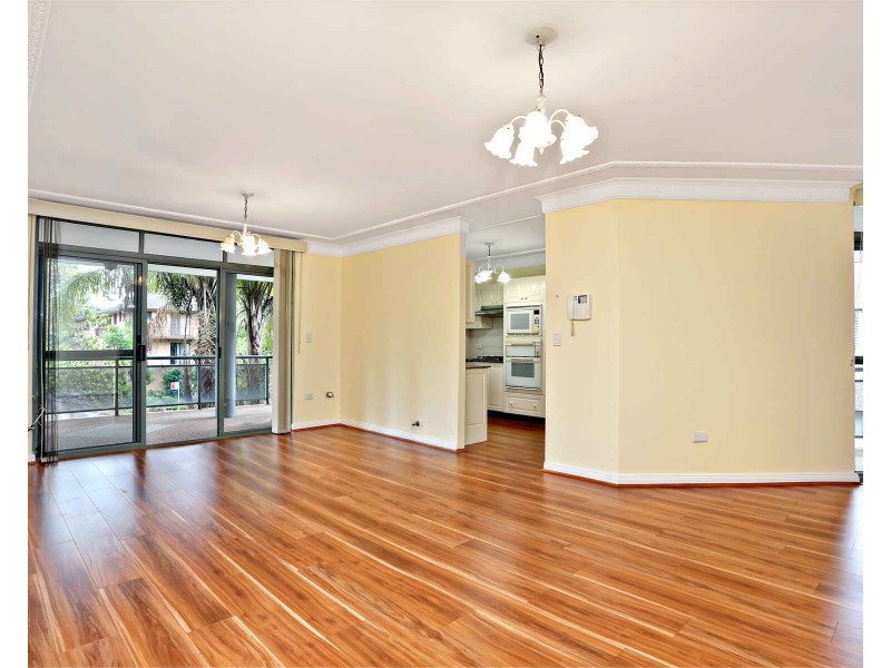 10/22-26 Queens Road, Westmead NSW 2145
