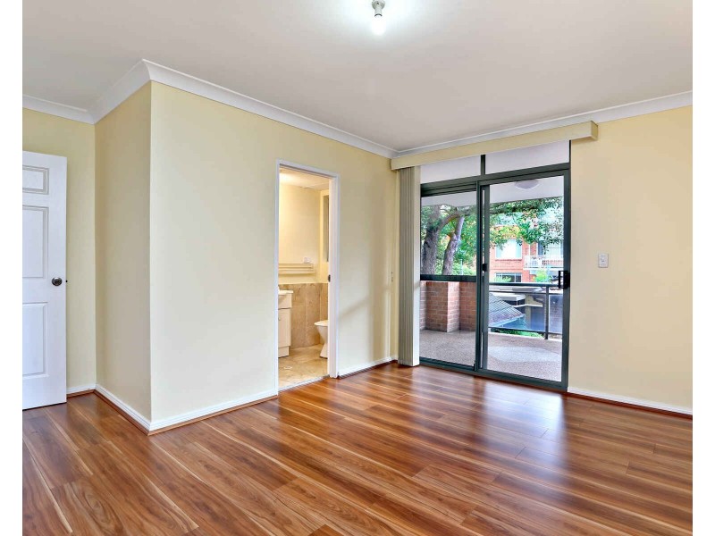 10/22-26 Queens Road, Westmead NSW 2145