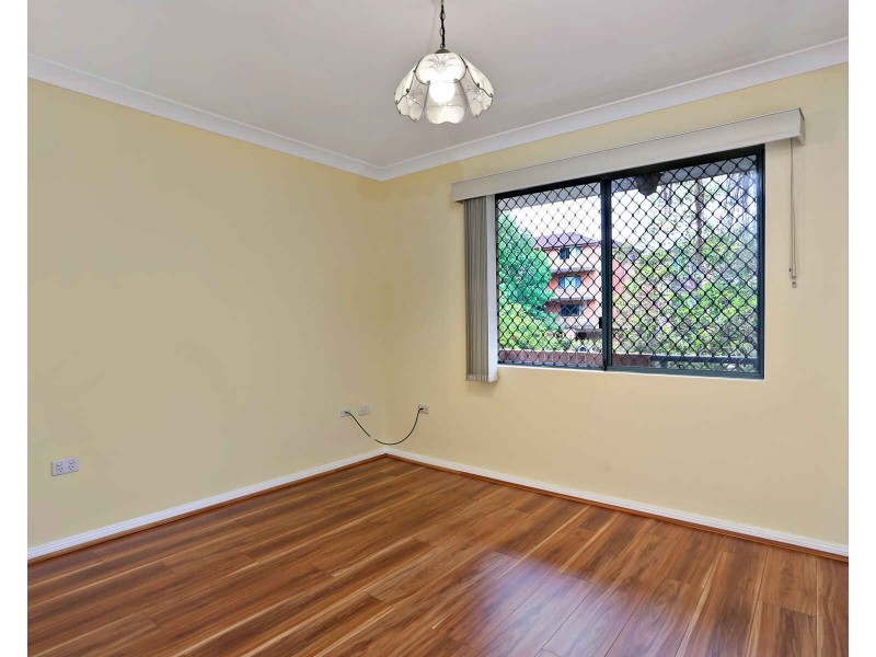 10/22-26 Queens Road, Westmead NSW 2145