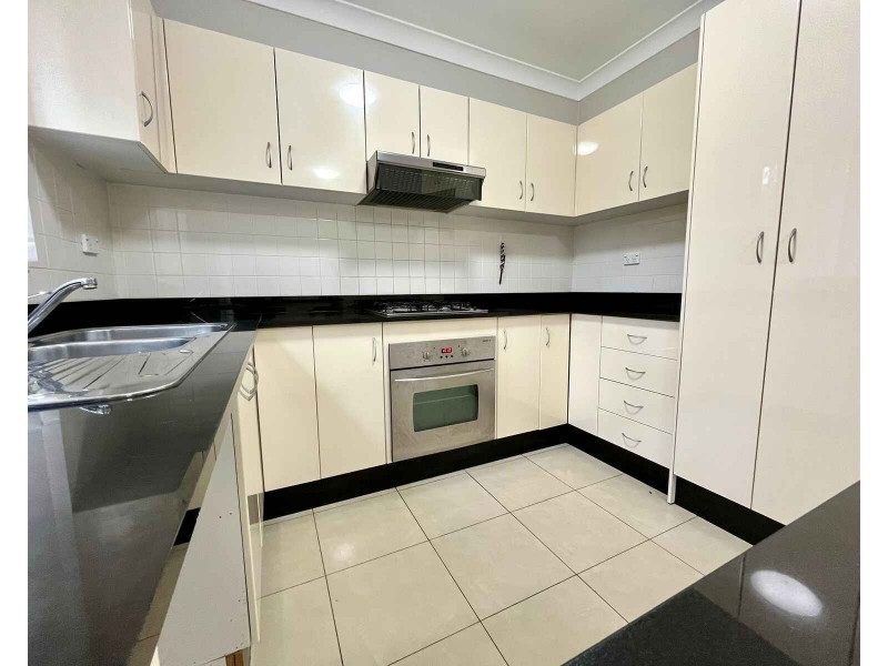 4/188A Fowler Road, Guildford NSW 2161