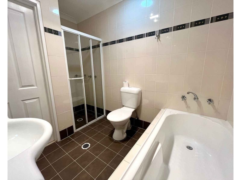 4/188A Fowler Road, Guildford NSW 2161