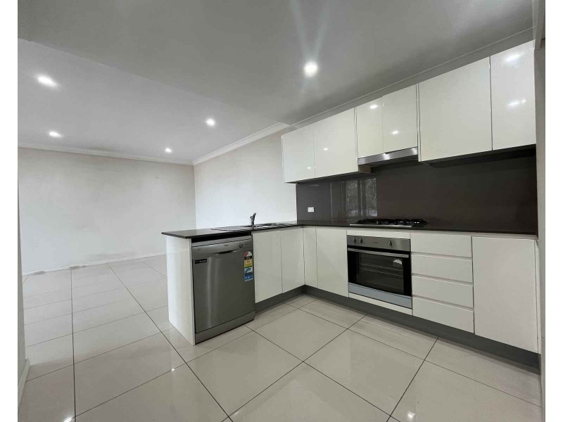 19/2-4 Octavia Street, Toongabbie NSW 2146