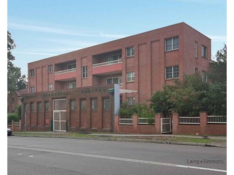 8/211-215 Dunmore Street, Wentworthville NSW 2145