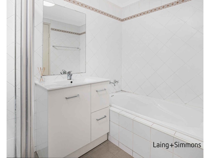 10/8-12 Alexandra Avenue, Westmead NSW 2145