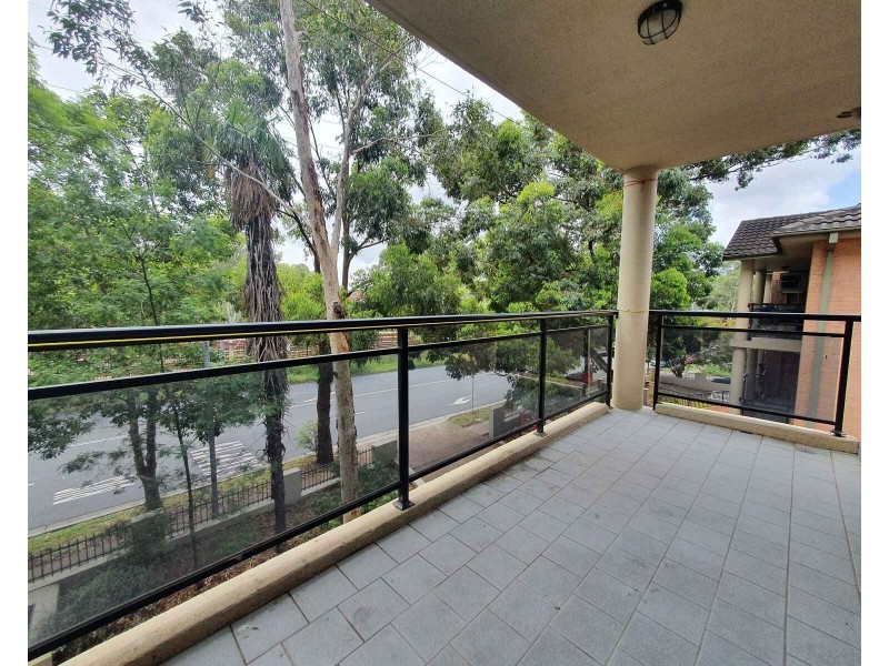 10/8-12 Alexandra Avenue, Westmead NSW 2145