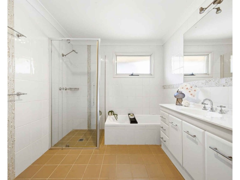 21 Andrew Place, North Rocks NSW 2151