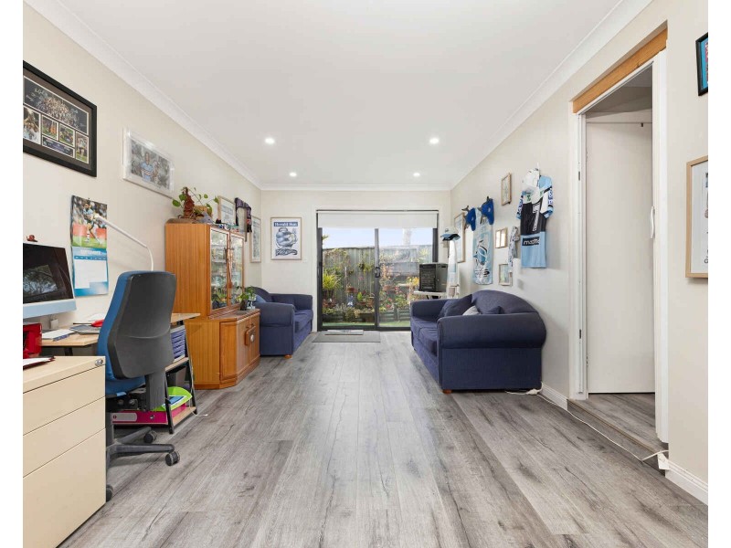 13 Pendle Way, Pendle Hill NSW 2145