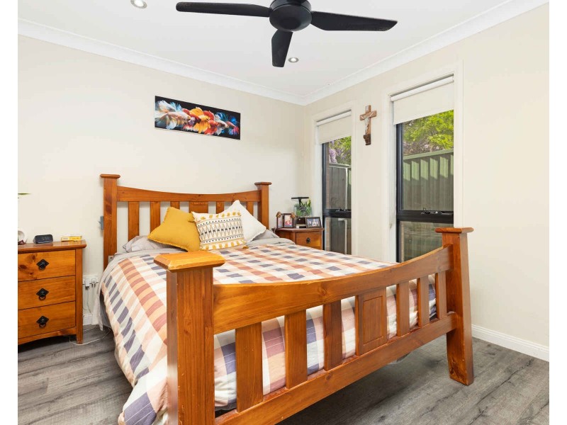 13 Pendle Way, Pendle Hill NSW 2145