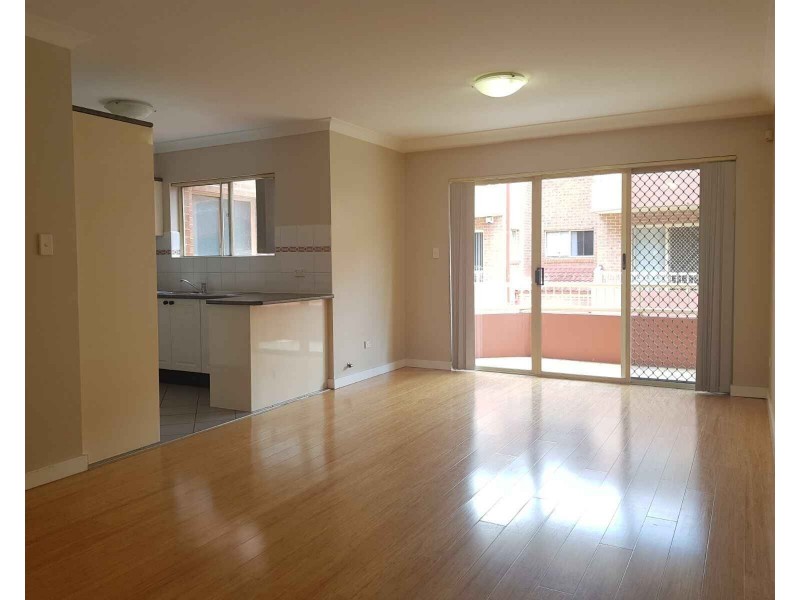 16/211-215 Dunmore Street, Wentworthville NSW 2145
