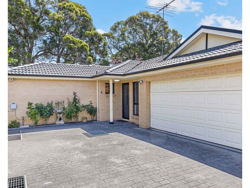 2/36 Carinya Road, Girraween NSW 2145