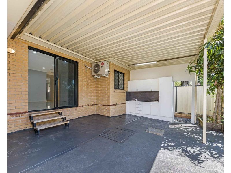 2/36 Carinya Road, Girraween NSW 2145