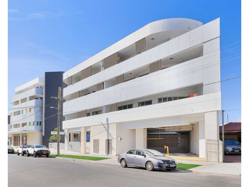 5/13-15 Civic Avenue, Pendle Hill NSW 2145