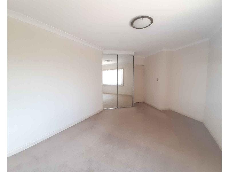 211/91C Bridge Road, Westmead NSW 2145