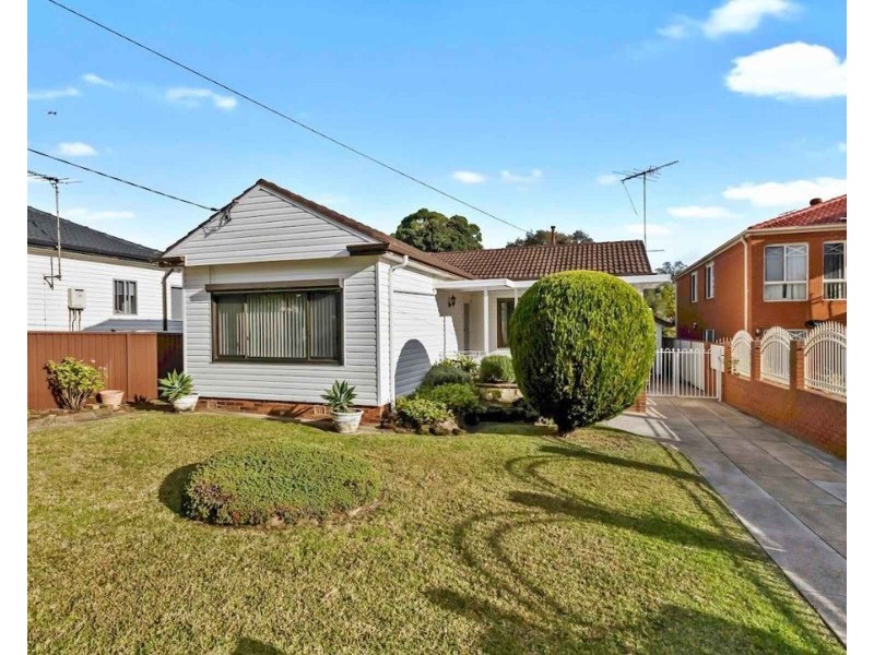 3  Rhonda Street, Pendle Hill NSW 2145