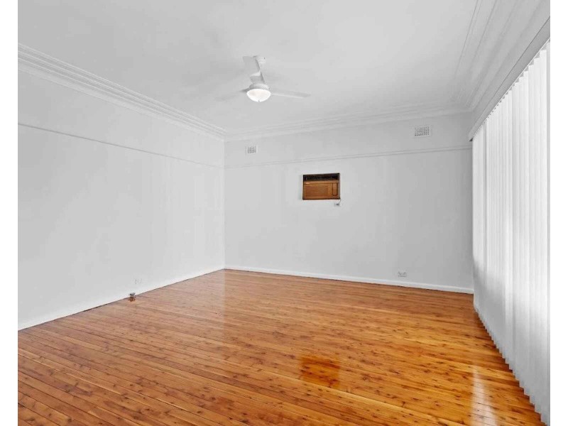 3  Rhonda Street, Pendle Hill NSW 2145