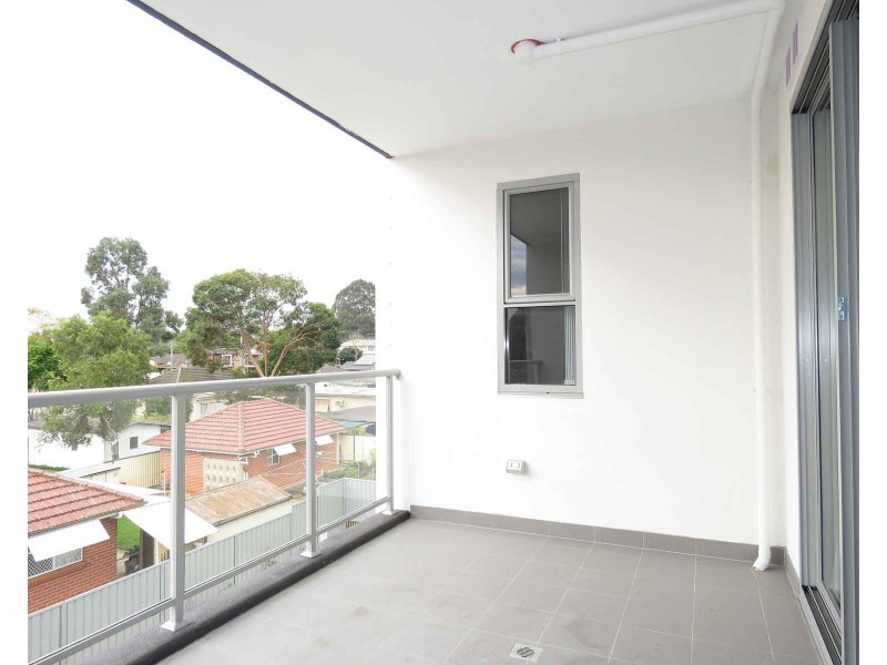 305/71-73 Essington Street, Wentworthville NSW 2145