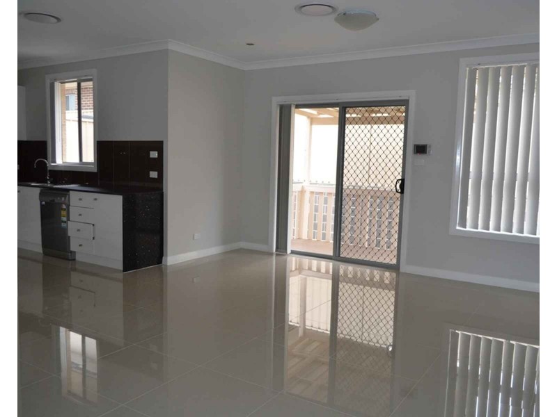 4 Targo Road, Girraween NSW 2145