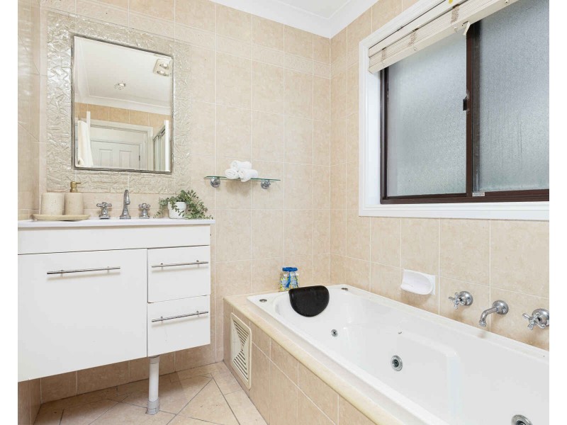183A Wentworth Avenue, Pendle Hill NSW 2145