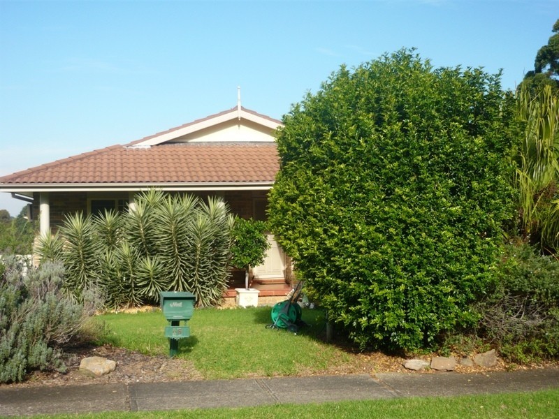 15 Saxon Place, Constitution Hill NSW 2145