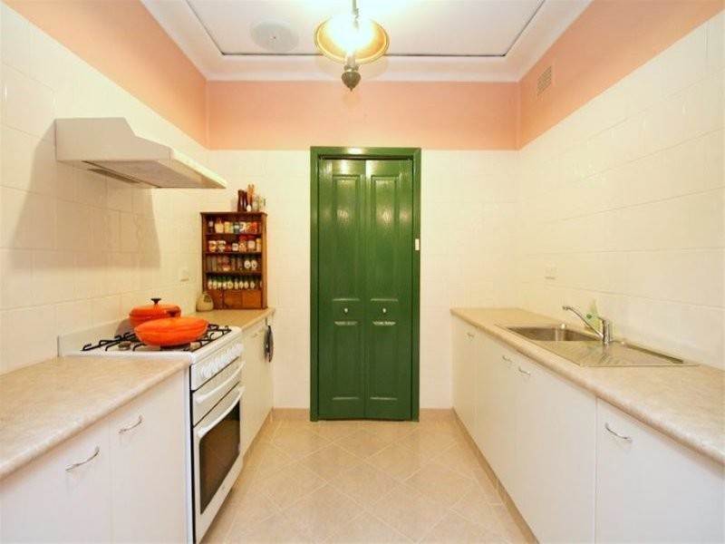 21 Derbyshire Avenue, Toongabbie NSW 2146