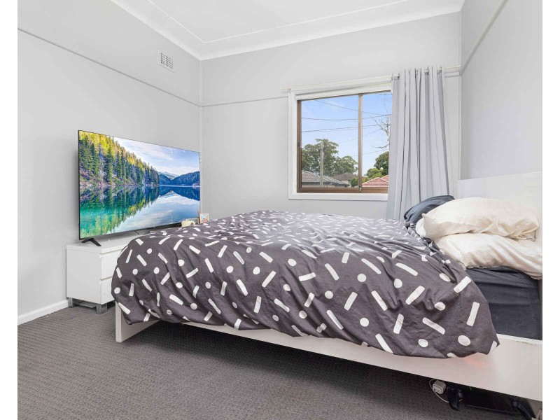 25 Lewis Street, South Wentworthville NSW 2145