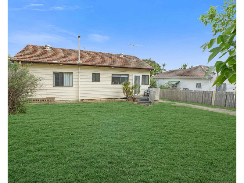 25 Lewis Street, South Wentworthville NSW 2145