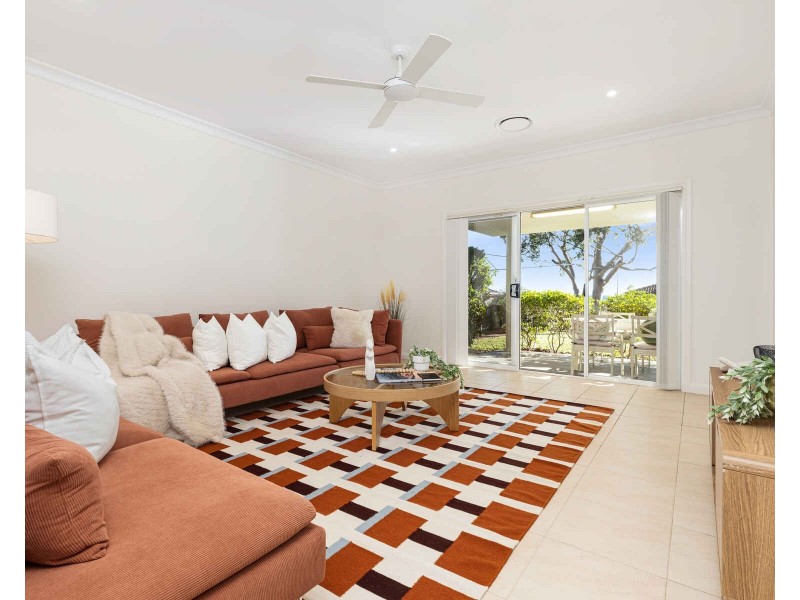 76 Redden Drive, Kellyville NSW 2155