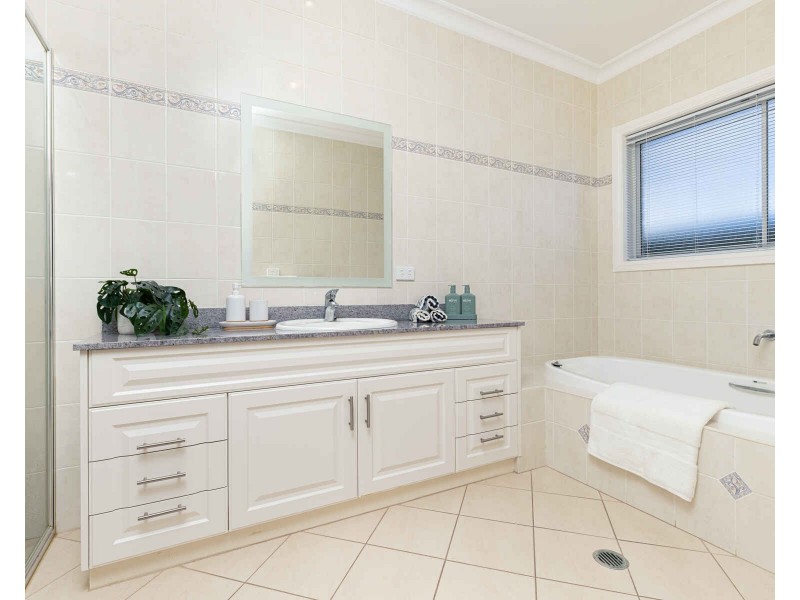76 Redden Drive, Kellyville NSW 2155
