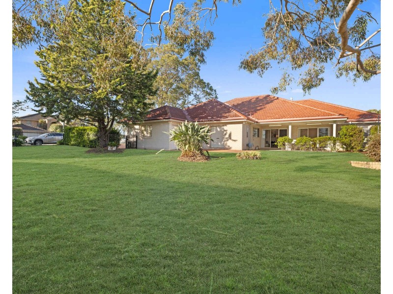 76 Redden Drive, Kellyville NSW 2155