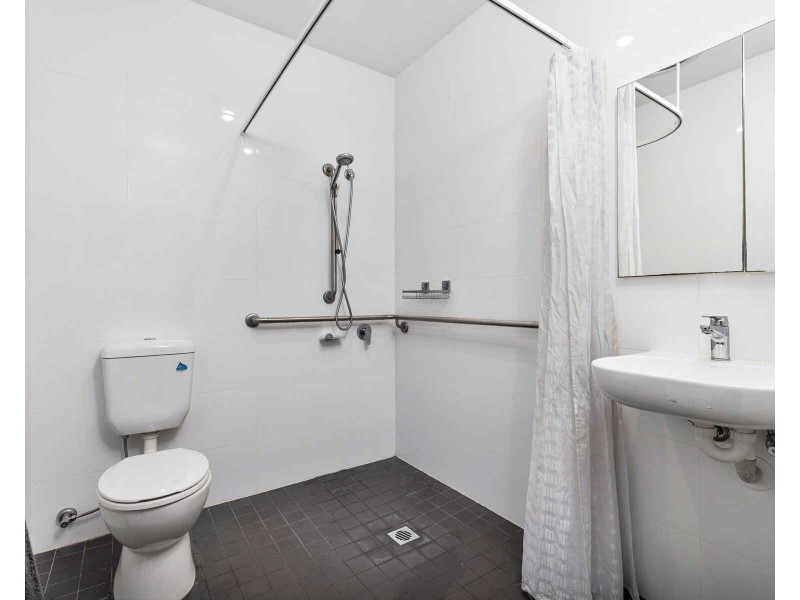 19 Station Road, Toongabbie NSW 2146