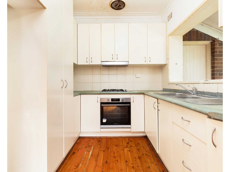 20 Toohey Avenue, Westmead NSW 2145