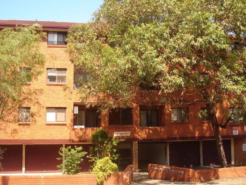 13/10-12 Forbes Street, Warwick Farm NSW 2170