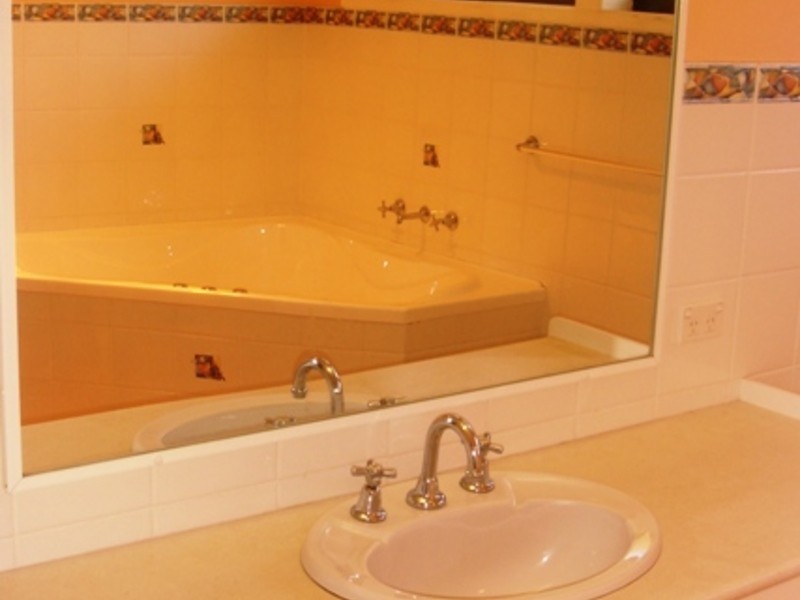 5 McCabe Close, Prairiewood NSW 2176