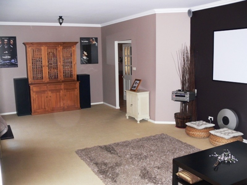 9 Stirling Street, Cecil Hills NSW 2171