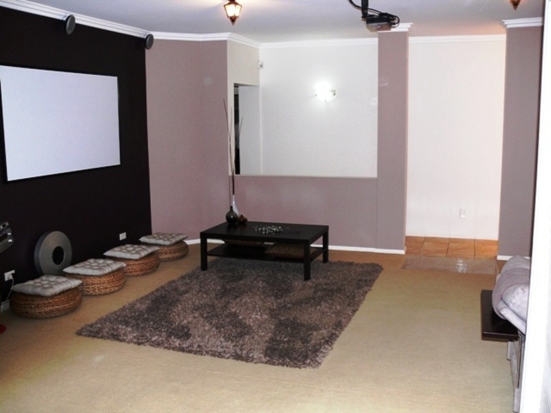 9 Stirling Street, Cecil Hills NSW 2171