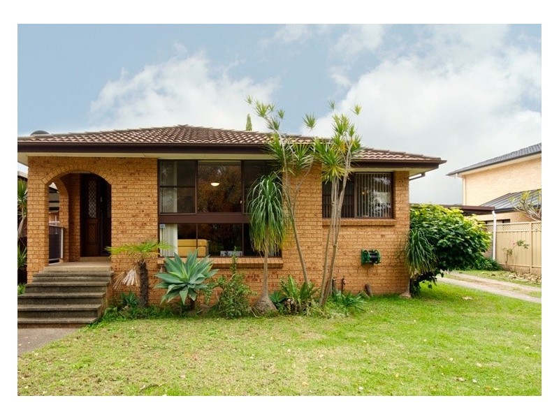 Edensor Park NSW 2176