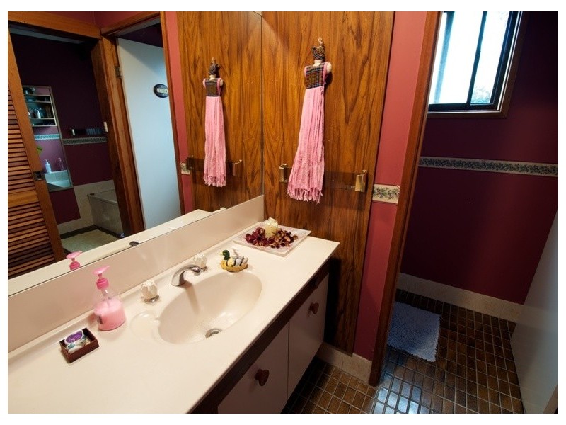 Edensor Park NSW 2176