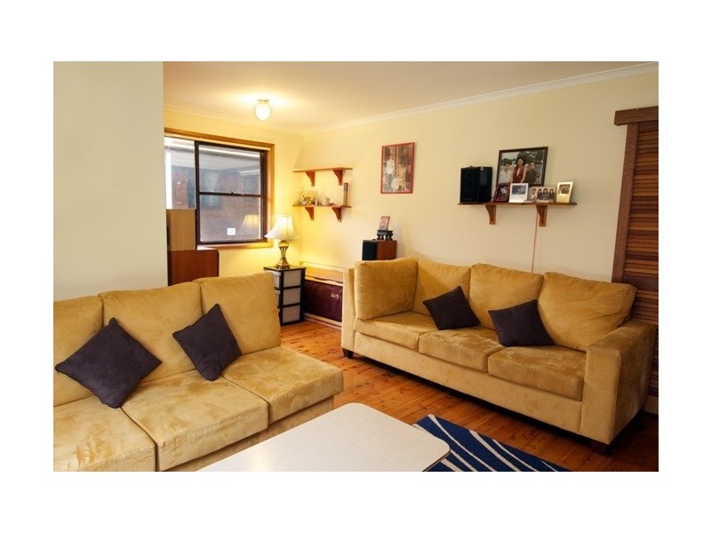 Edensor Park NSW 2176