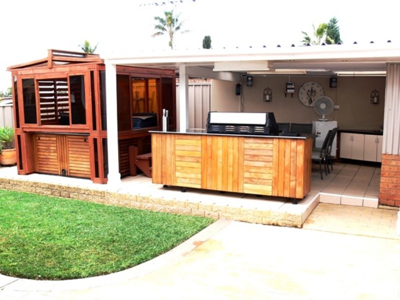 Bossley Park NSW 2176